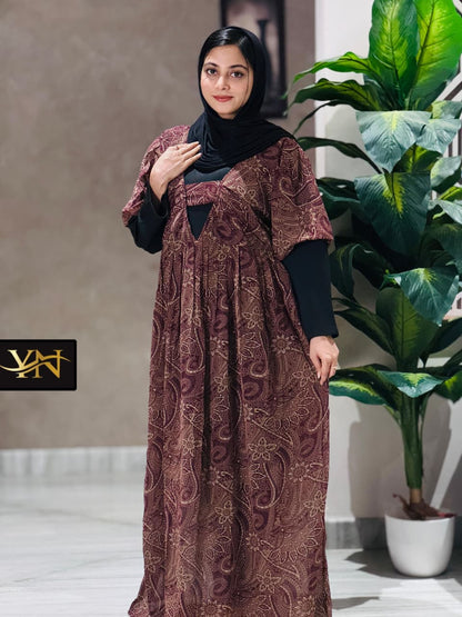 Gown with attached inner
Georgette with lining