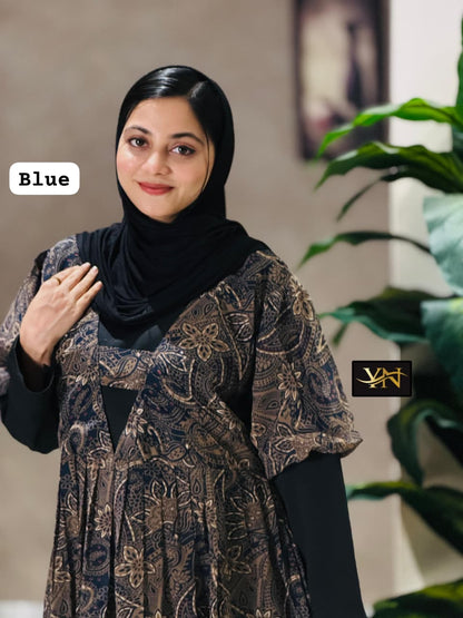 Gown with attached inner
Georgette with lining